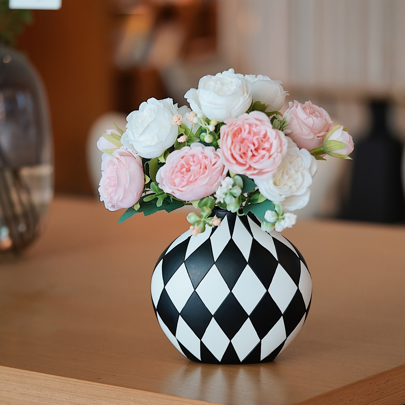 Modern Checker Vase for Home Decor, Aesthetic Decoration for Livng Room, Bedroom, Kitchen, Minimalism Abstract Flower Vase
